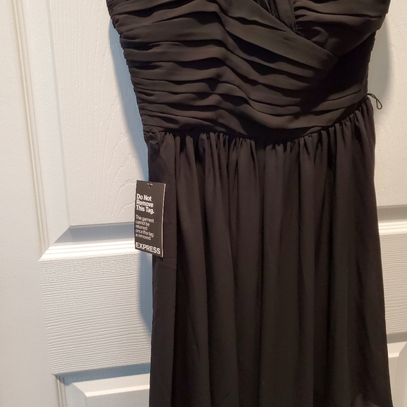 Express one shoulder black dress with pleats, size 2 - Picture 5 of 13